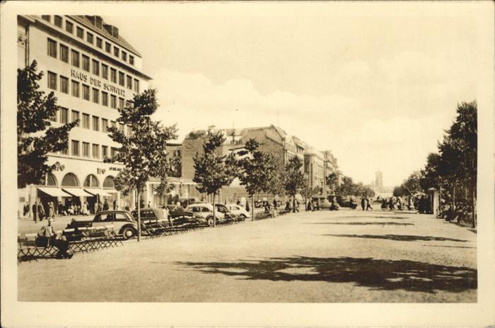 BERLIN  CITY Unter den Linden Autos