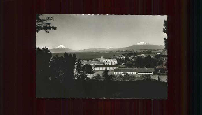 Puerto Varas Vista panoramica con Volcanes Osorno y