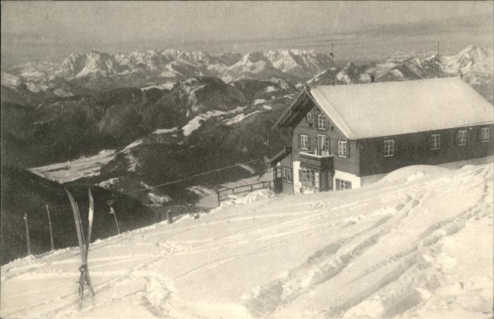 Marquartstein Berghütte Hochgernhaus im Schnee Ski