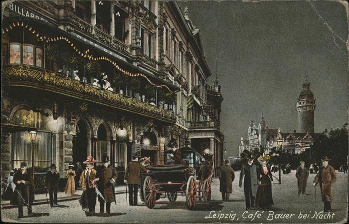 Leipzig Vor dem Cafe Bauer bei Nacht Pferdekuts
