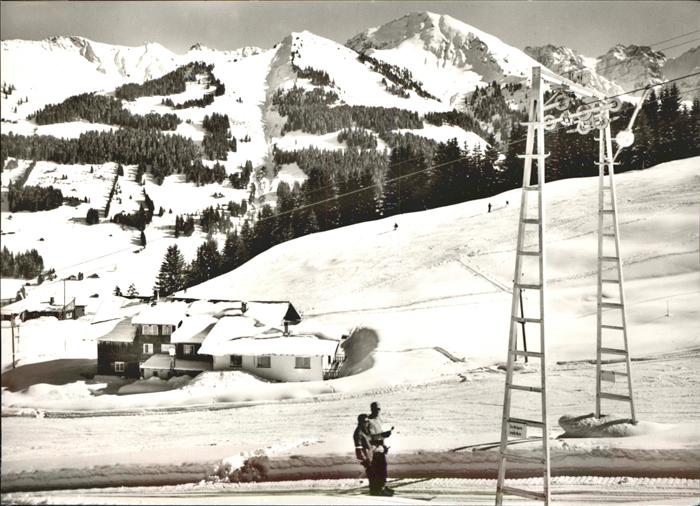 Hirschegg Kleinwalsertal Vorarlberg Heuberghaus mit Kanzelwand Kuhgehrenspi