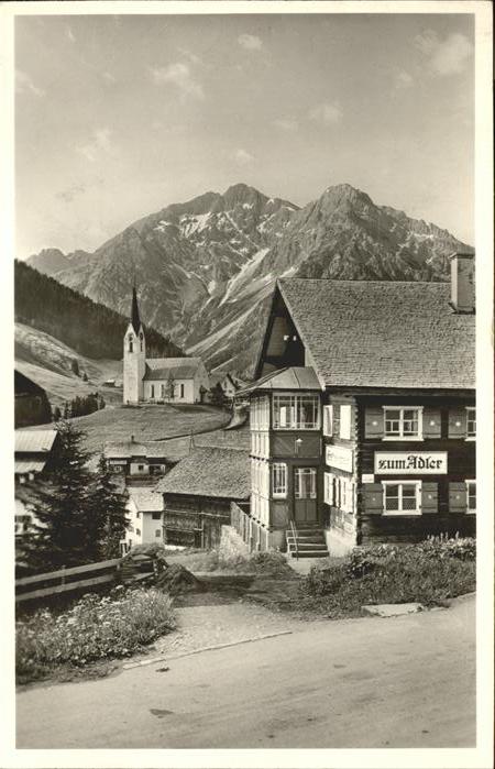 Hirschegg Kleinwalsertal Vorarlberg Gasthof Adler mit Elferkopf und Zwölfer