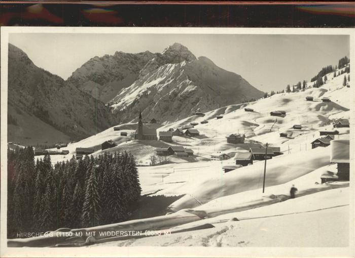 Hirschegg Kleinwalsertal Vorarlberg Ortsansicht mit Widderstein