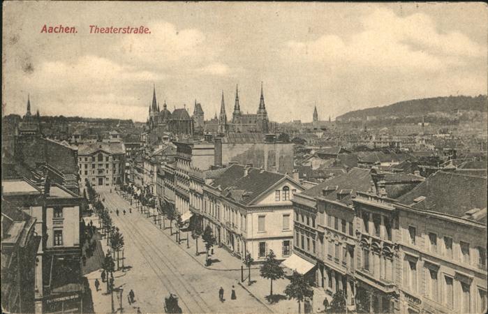 Aachen Theaterstrasse mit Blick zum Dom
