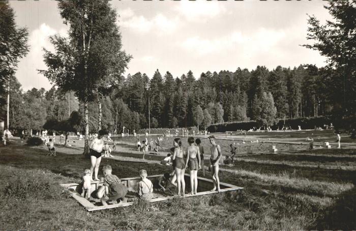 Koenigsfeld Schwarzwald Freibad Sandkasten Kinder