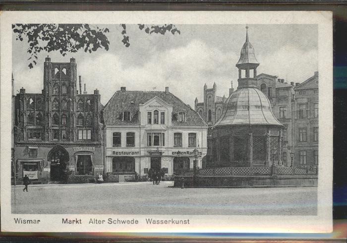 Wismar Mecklenburg Vorpommern Markt Alter Schwede Wasserkunst