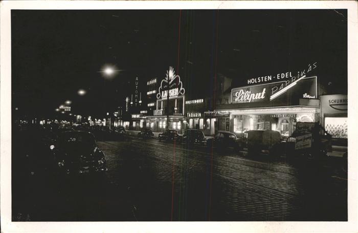 HAMBURG  CITY St.Pauli Reeperbahne bei Nacht Autos