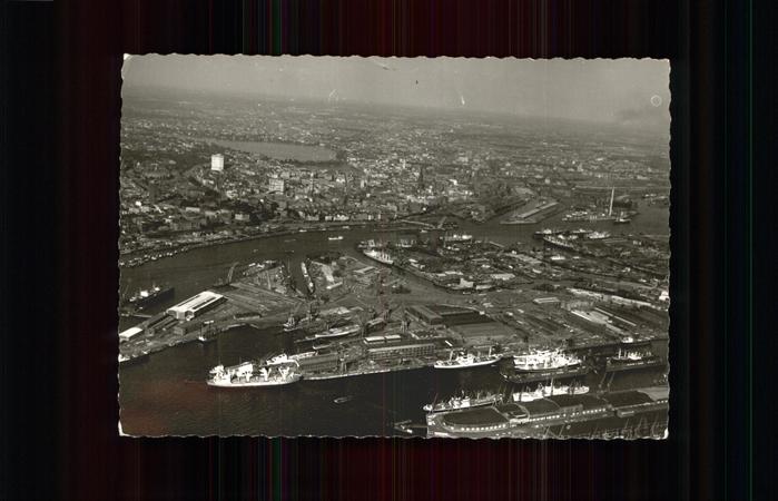 HAMBURG  CITY Fliegeraufnahme Hafen Schiffe