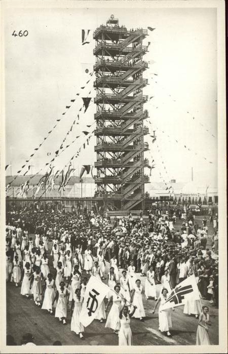 Turnfest Stuttgart Flaggenturm Pferdegespann