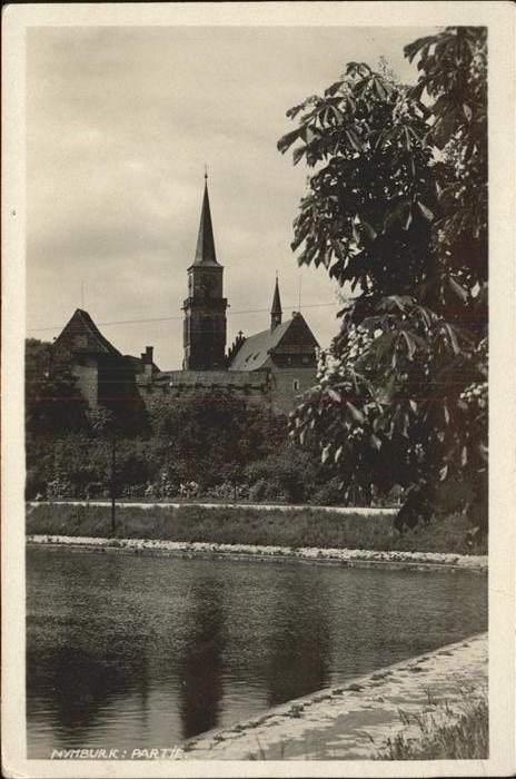 Neuenburg Elbe Nymburk Partie an der Elbe Kirche