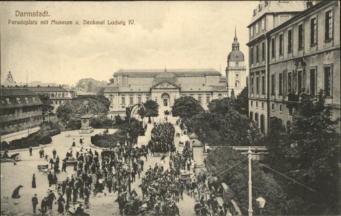 Darmstadt Paradeplatz Museum Denkmal Ludwig IV.