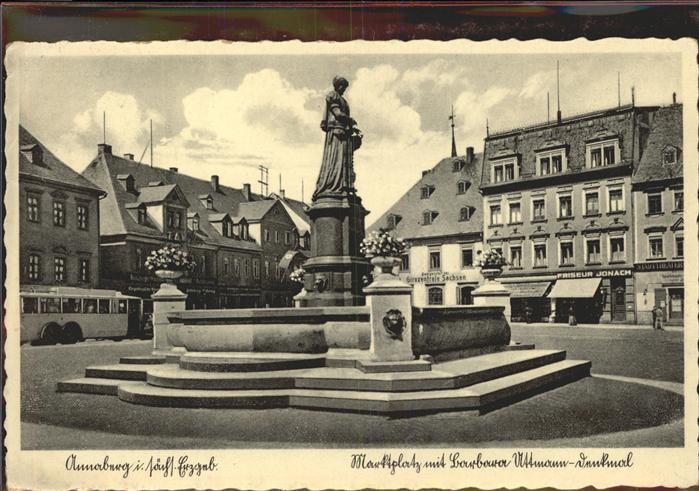 Annaberg-Buchholz Erzgebirge Marktplatz Barbar Uttmann-Denkmal