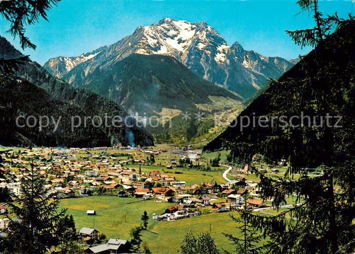 Mayrhofen Zillertal AT mit Gruenberg