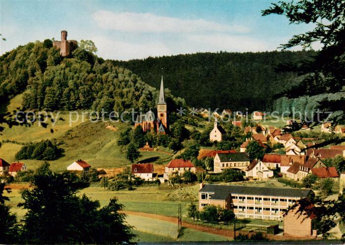 Hohenecken Kaiserslautern Rheinland-Pfalz Ortsansicht mit Kirche und Burgruine