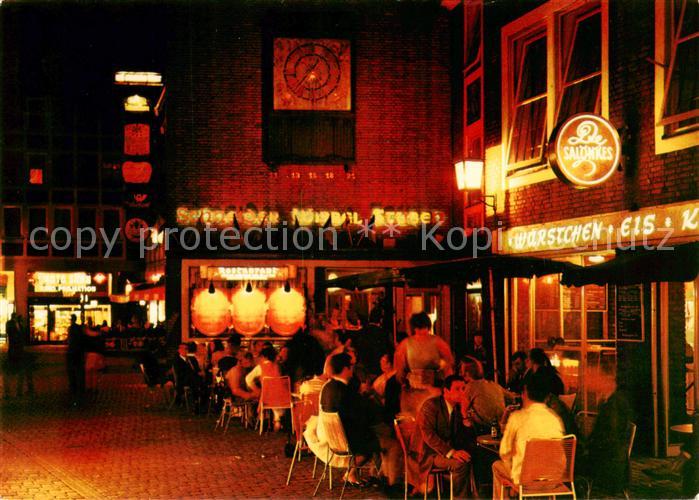 DuessELDORF  CITY Altstadt Schneider Wibbel Gasse am Abend