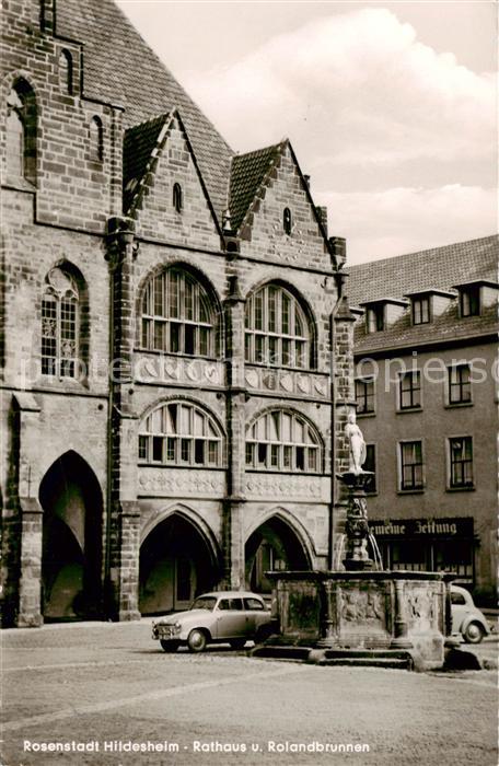HILDESHEIM  CITY Rathaus und Rolandbrunnen