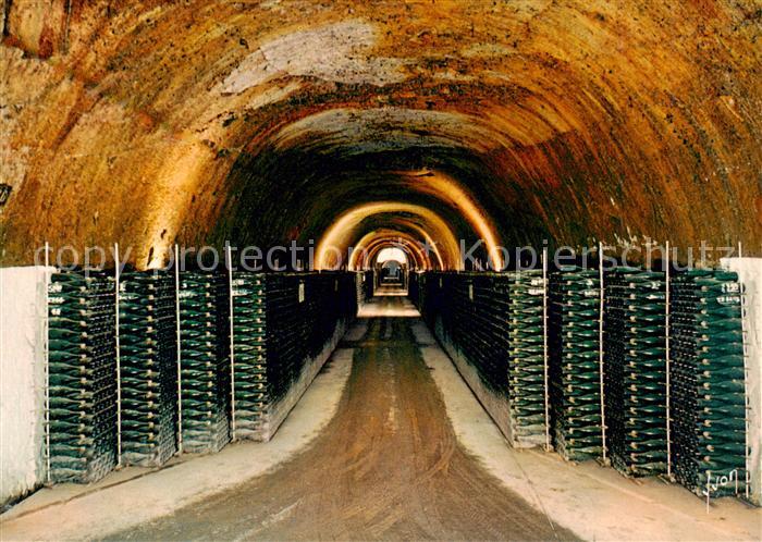 Epernay 51 Marne En Champagne Une galerie de 500 000 bouteilles dans les Caves C