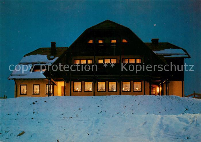 Wiesen Unterfranken Restaurant Pension Berghof im Winter Nachtaufnahme