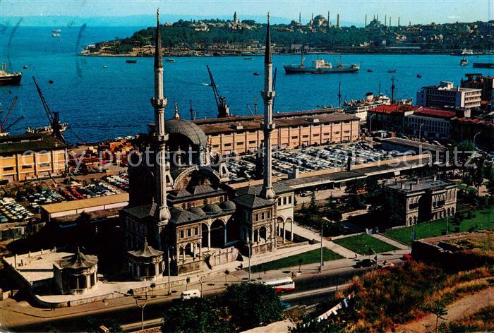 Istanbul Constantinopel TK Naestretiye Moschee Hafen und Kap des Serays