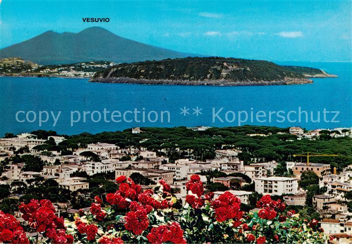 Ischia IT Vista aerea e Vesuvio