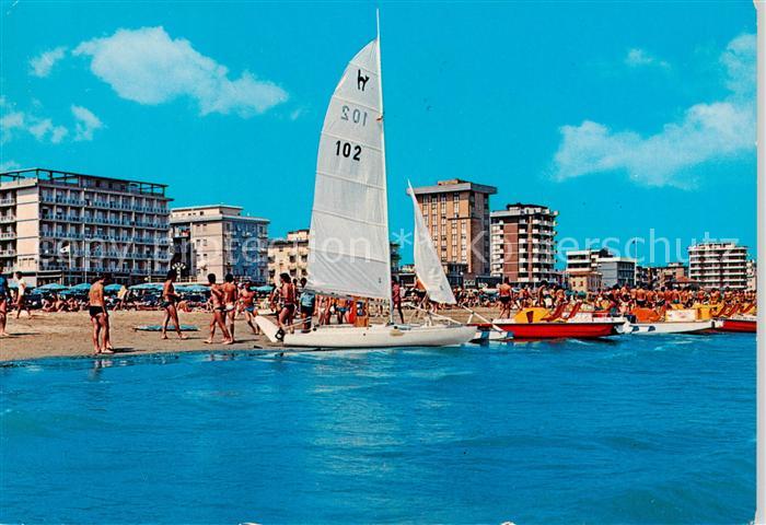 Miramare di Rimini IT  Alberghi e spiaggia visti dal mare