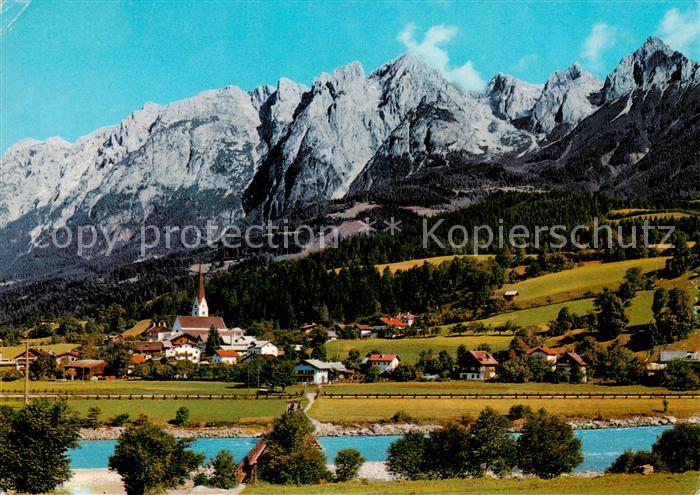 Pfarrwerfen Pinzgau AT mit Tennengebirge