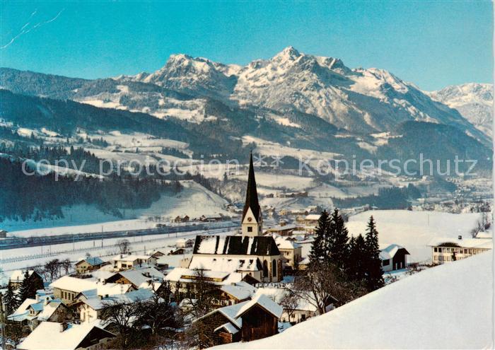Pfarrwerfen Pinzgau AT Panorama mit Kirche