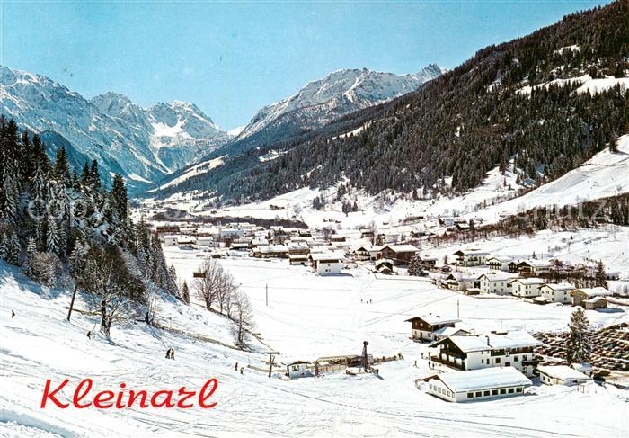 Kleinarl AT Schidorf mit Gross Schiliftanlagen