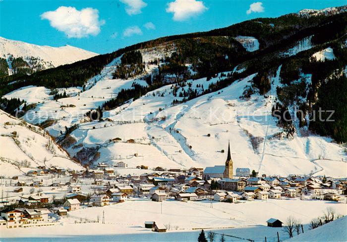 Rauris-Woerth AT Panorama mit Liftanlagen