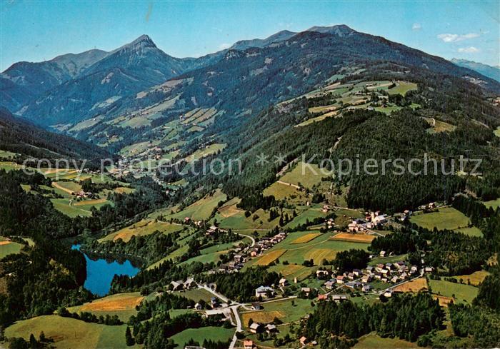 Zlan Weissensee Kaernten AT Fliegeraufnahme mit Staff