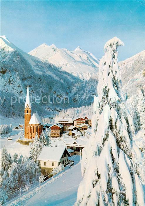 Heiligenblut Kaernten AT an der Glocknerstrasse mit Kirche
