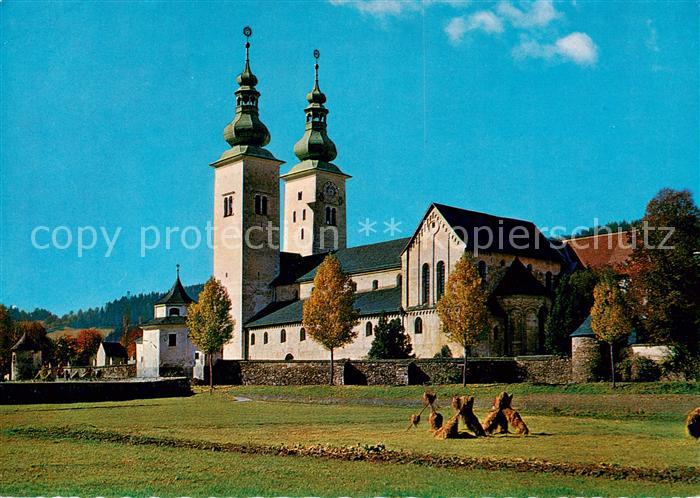Gurk Gurktal Kaernten AT Romanischer Dom Salvatorianerkolleg