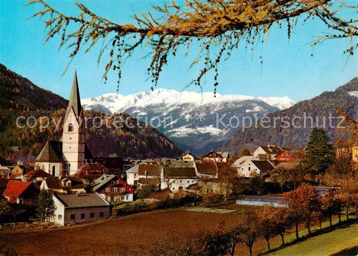 Obervellach Kaernten AT Ortsansicht mit Kirche Hohe Tauern