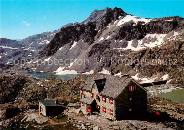 Flattach Kaernten AT Duisburger Huette Berghuette Bergsee Alpen