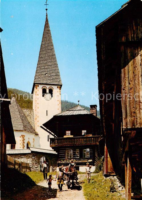 St Oswald Kaernten AT Dorfpartie Kirche Pferdefuhrwerk Sommerfrische und Winters