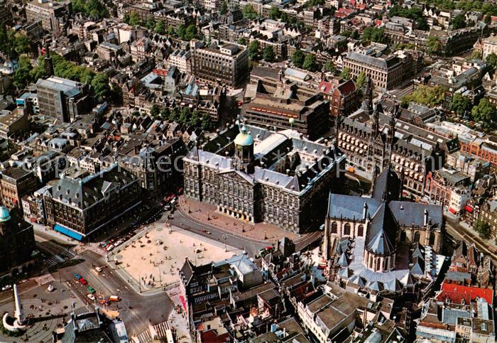 Amsterdam  NL Panorama met Kon. Paleis en Nieuwe Kerk