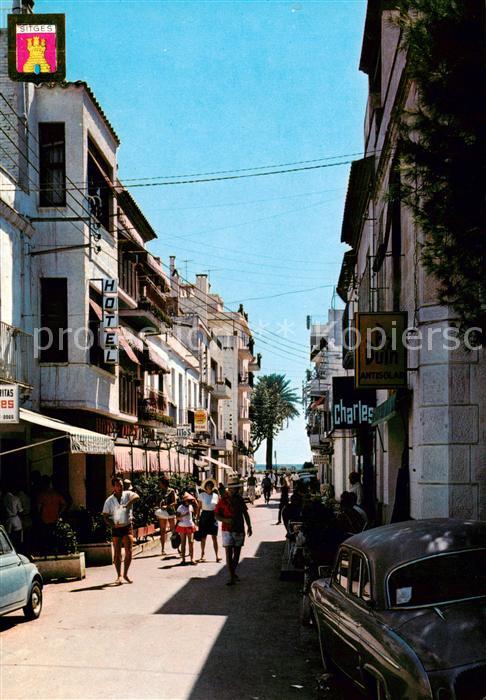 Sitges ES Playa de Oro La popular Calle Dos de Mayo
