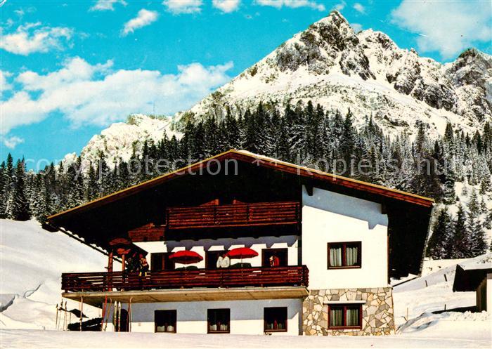 Muehlbach Hochkoenig AT Raststaette Mitteregg-Alm Wintersportplatz Alpen