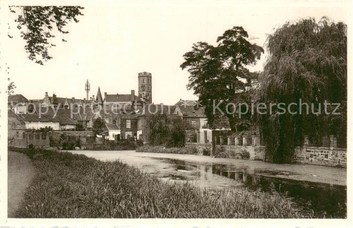 Menin Meenen West-Vlaanderen Belgie Vue sur les bras mort de la Lys et Beffroi