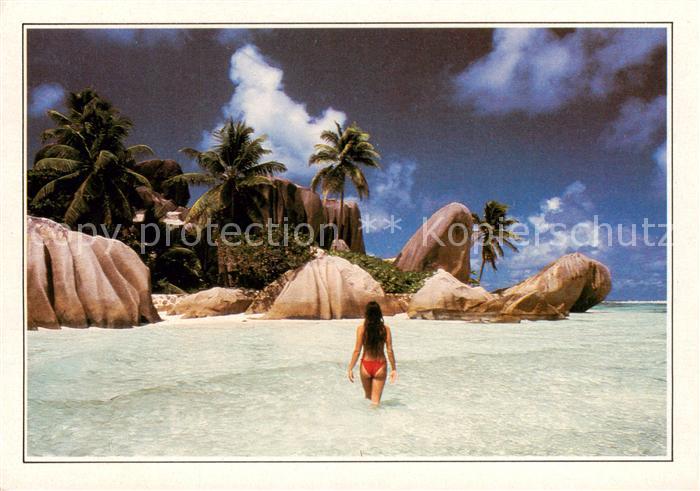 Seychellen  Seychelles Die Koenigsbucht Wellenbrecher