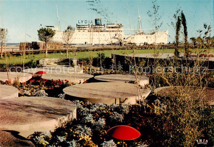 Dampfer Oceanliner Dominant la Plage du BARCARES