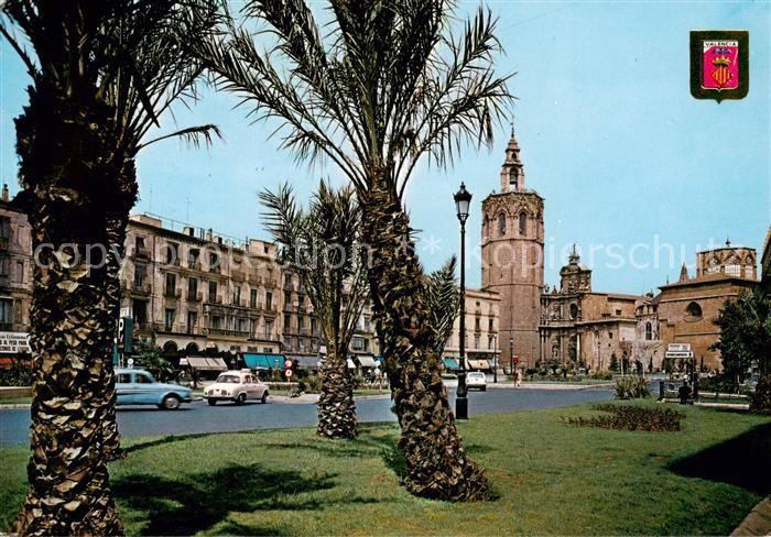 Valencia  Valenciana ES Plaza de Zaragoza Al fondo Catedral y Miguelete