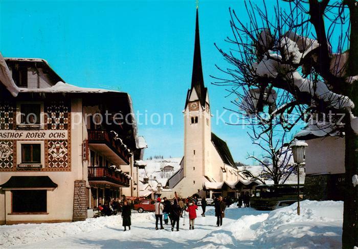 Abtenau AT Dorfpartie mit Kirche
