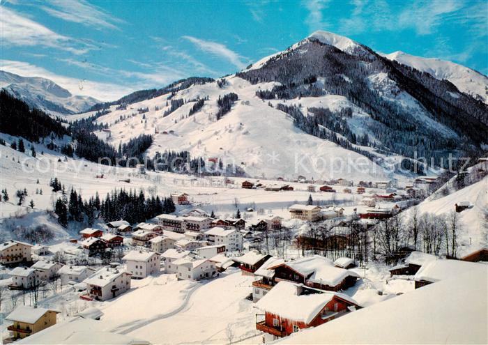 Hinterglemm Saalbach Panorama mit Zwoelferkogel