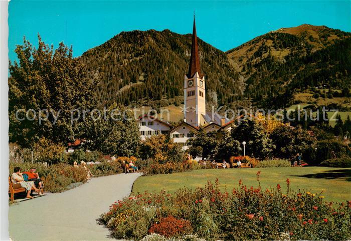 Hofgastein Bad AT Kurpark mit Pfarrkirche und Gamskarspitze