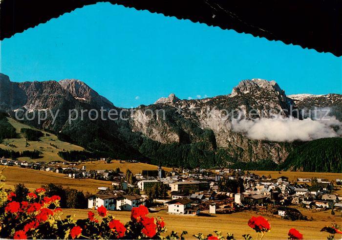Abtenau AT im Lammertal mit Breitenstein