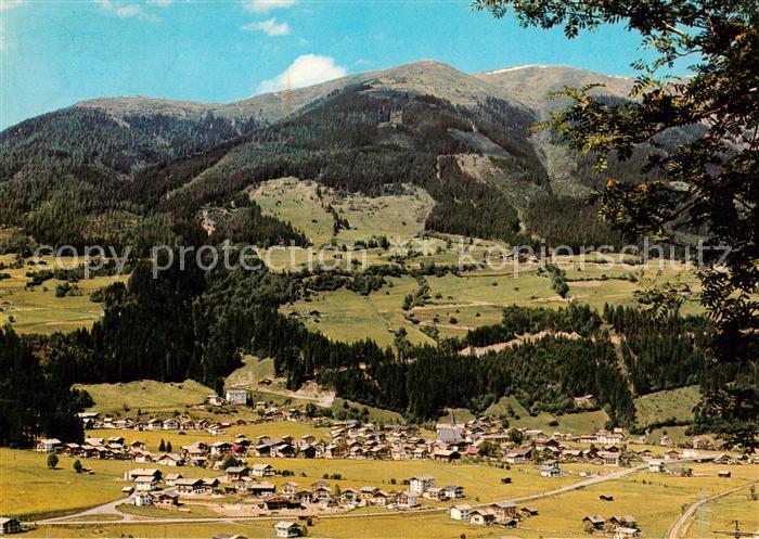 Neukirchen Grossvenediger AT mit Wildkogel