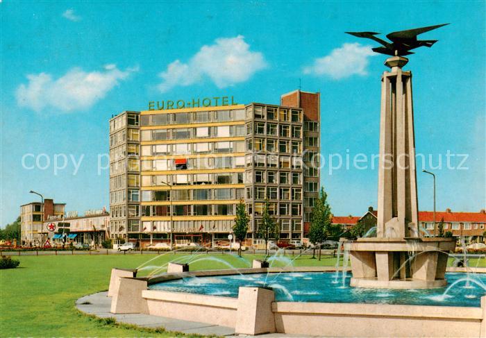 Leeuwarden NL Europaplein met Euro Hotel