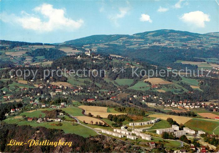 Linz Donau AT Panorama mit Blick zum Poestlingberg