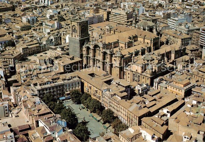 Granada Andalucia ES Plaza Bib Rambla y Catedral vista aérea